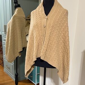 Vince 100% Cashmere Cable Knit Buttoned Women’s Poncho - Camel